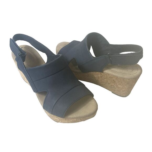 Clarks Collection Sandals Blue Nubuck Sling Back Open Toe Wedge Women's Sz 7.5 W - Picture 1 of 11